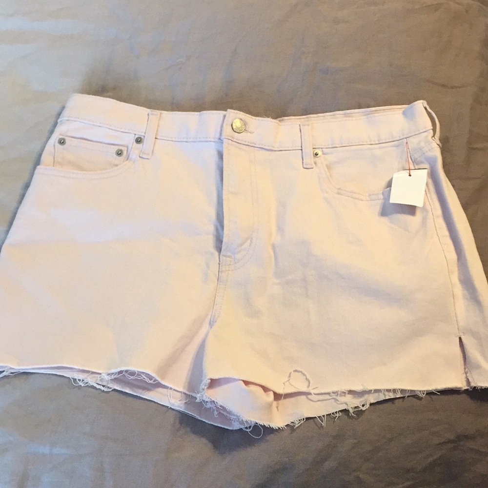 4/$25 Baby pink gap distressed shorts